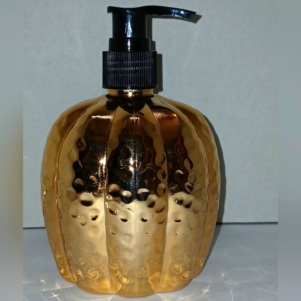 Gold Hammered Pumpkin Hand Soap Dispenser - Pumpkin Scented